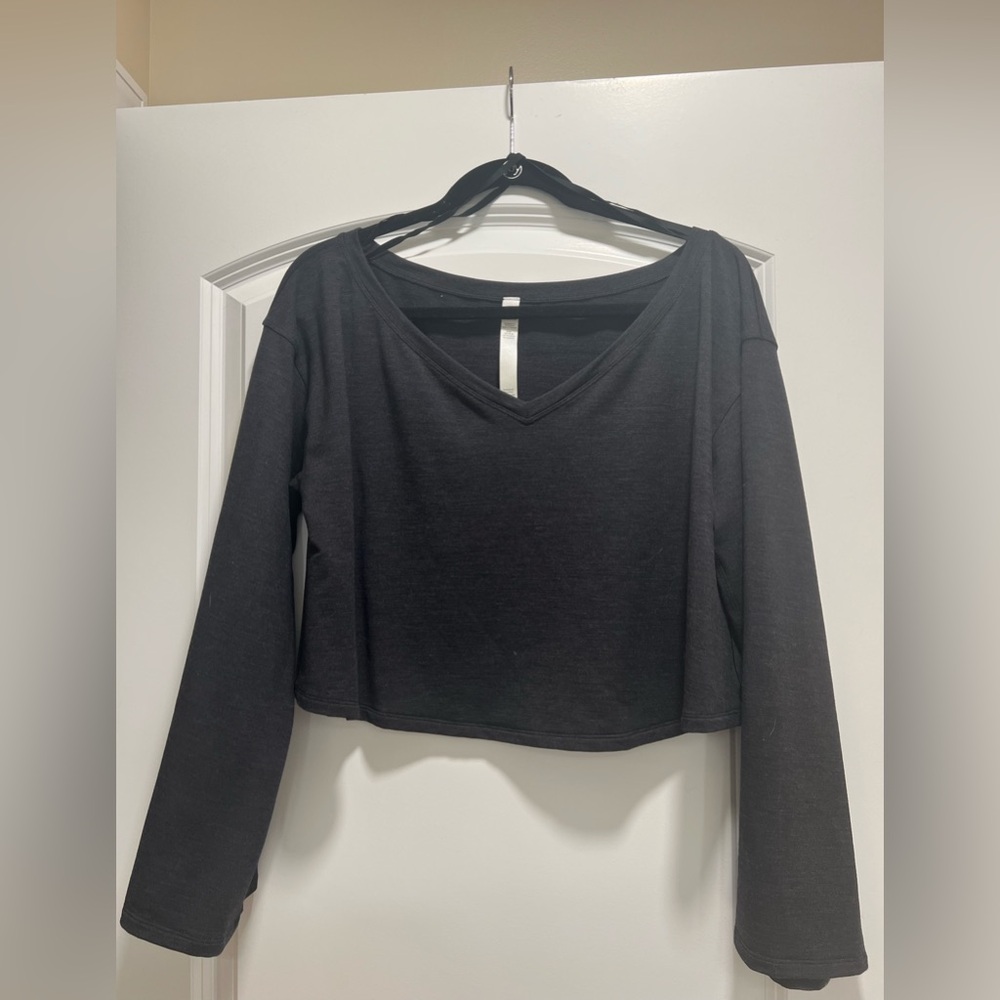 Lululemon top